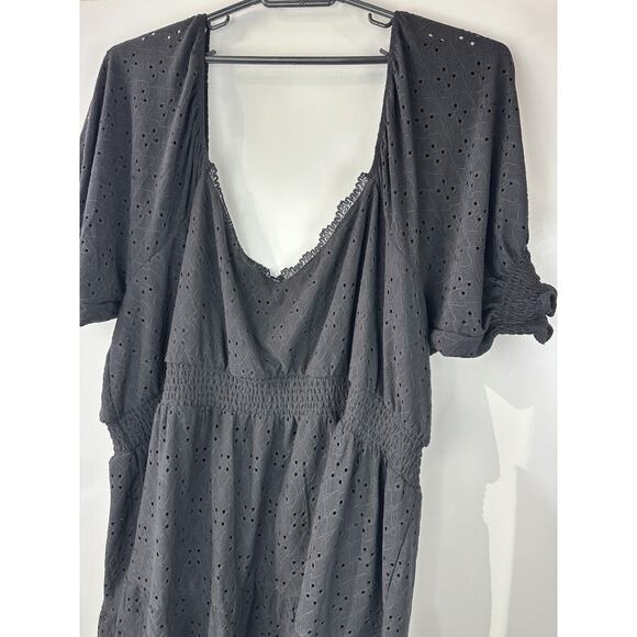 NWT Torrid Eyelet Smocked Waist & Sleeve Sweetheart Top Black Plus Size 5 5X - Picture 10 of 16